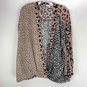 Pre-Owned Size XL um gee Cheetah Top