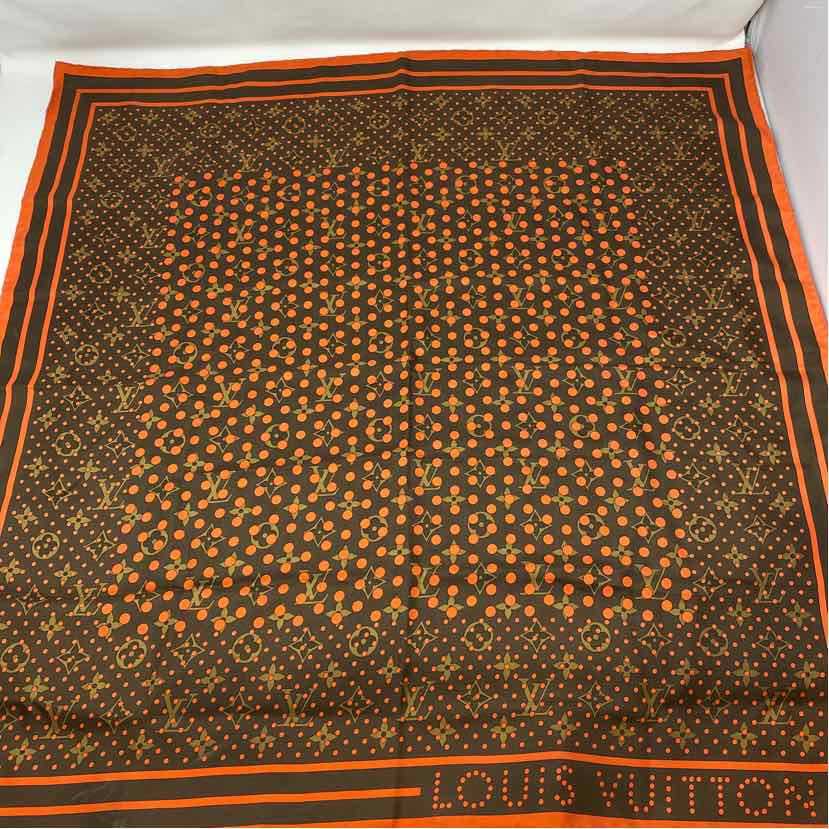 Pre-Owned Louis Vuitton Brown Silk Designer Scarf