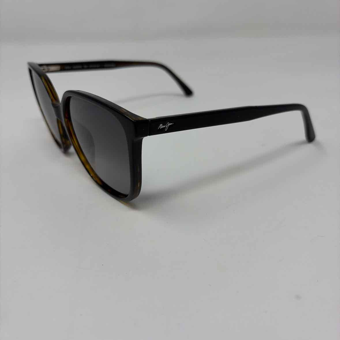 Pre-Owned Maui Jim Tortoise Plastic Sunglasses