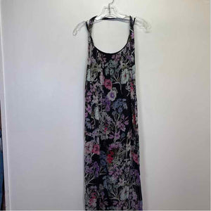 Pre-Owned Size XS Fifteen-Twenty Black Floral Casual Dress