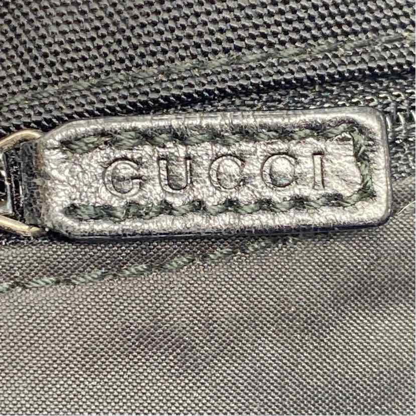 Pre-Owned Gucci Black Nylon Designer Handbag