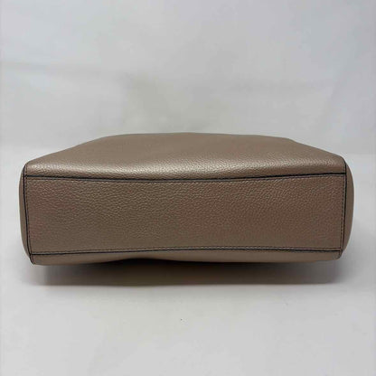 Pre-Owned Coach champagne Leather Handbag