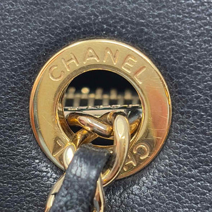 Pre-Owned Chanel Black Leather Designer Handbag