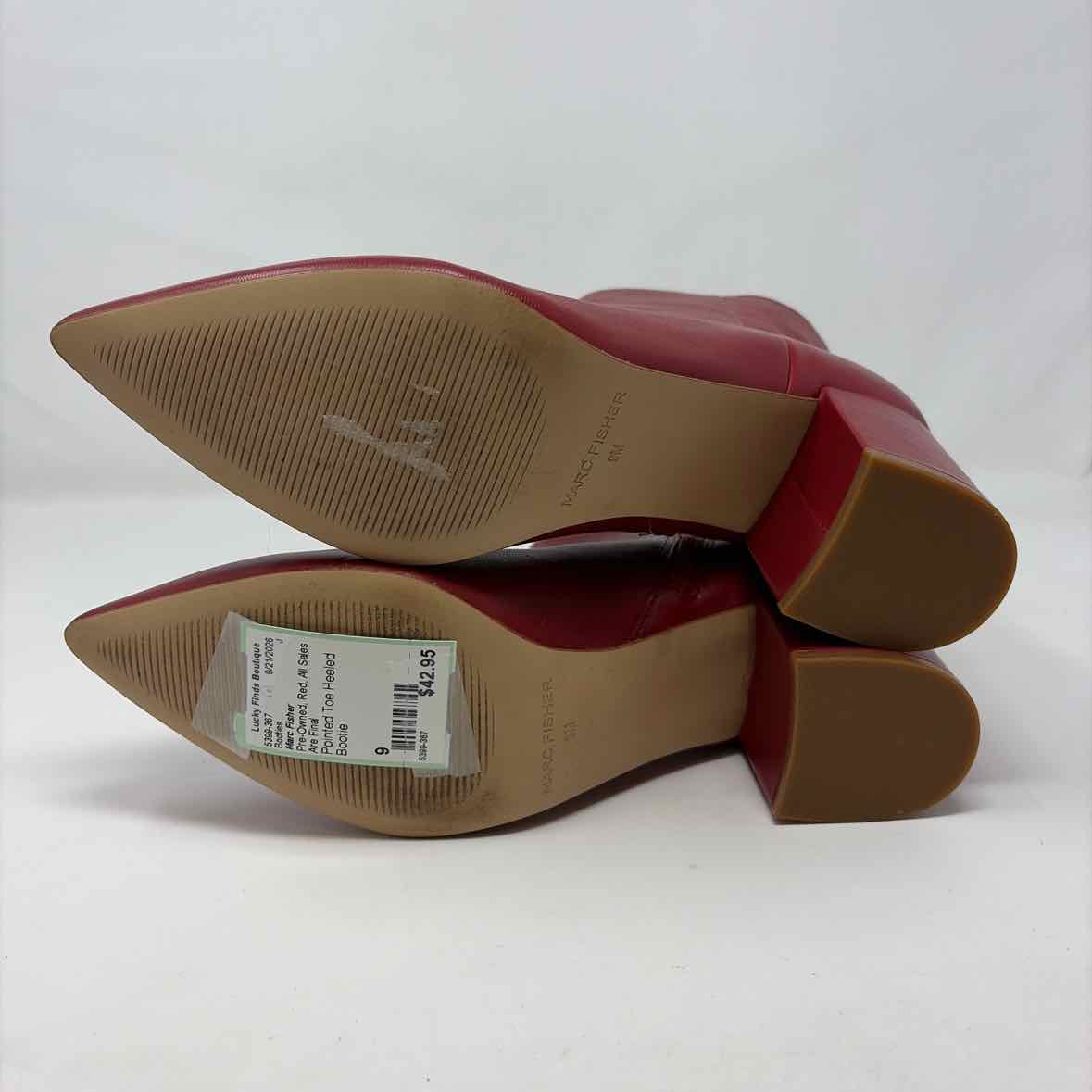 Pre-Owned Shoe Size 9 Marc Fisher Red Booties