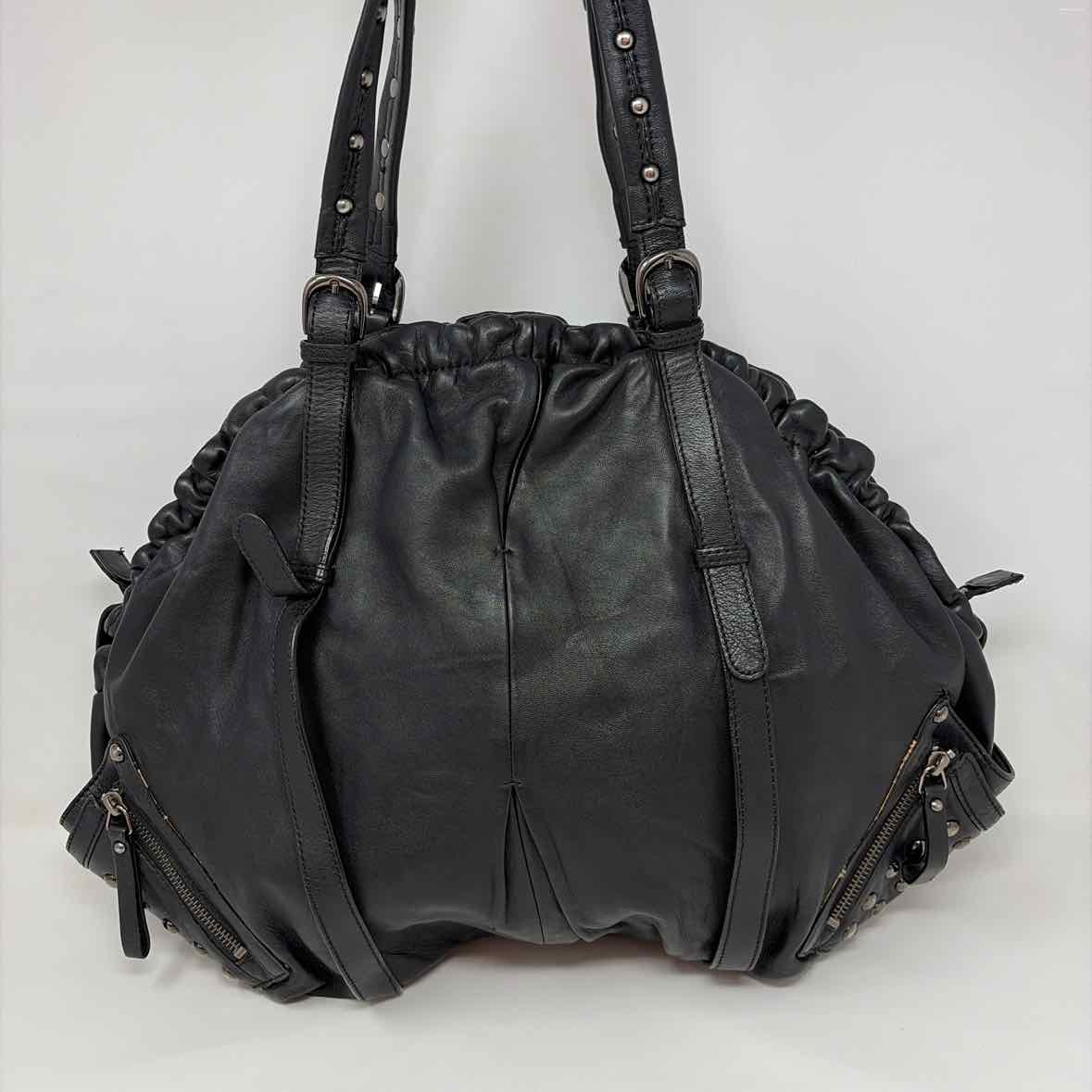 Pre-Owned Hype Black Leather Handbag
