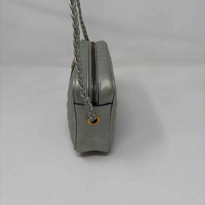 Pre-Owned Gucci Silver Leather Designer Handbag