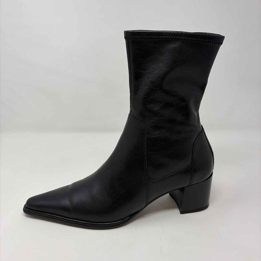 Pre-Owned Shoe Size 9.5 Vagabond Black Booties