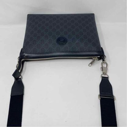 Pre-Owned Gucci Black Canvas Designer Handbag