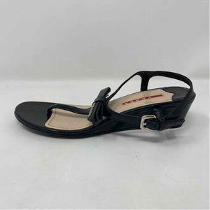 Pre-Owned Prada Black Patent Shoe Size 6 Designer Shoes