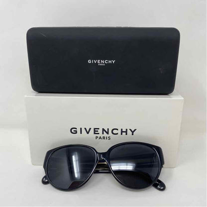 Pre-Owned Givenchy Black Plastic Designer Sunglasses