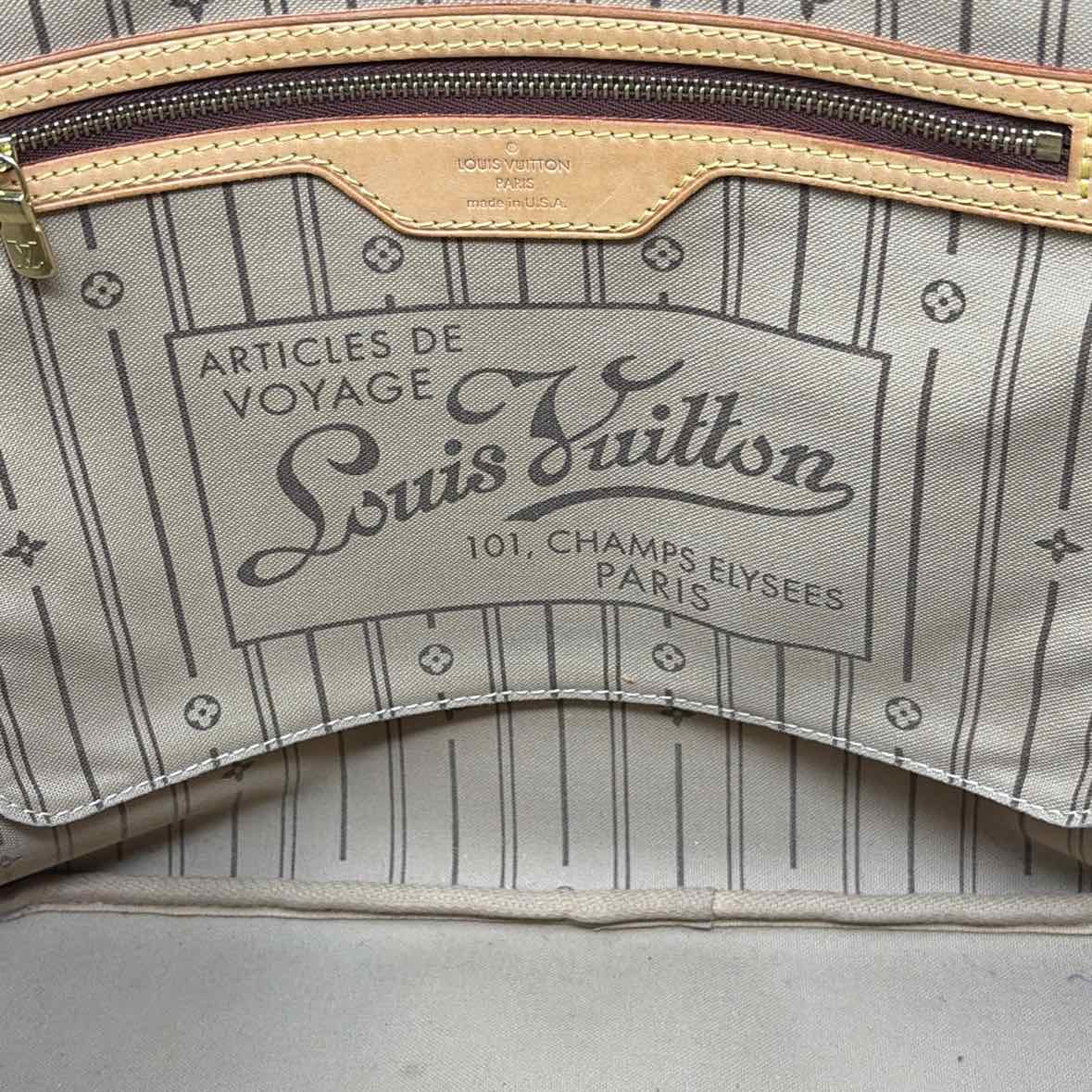 Pre-Owned Louis Vuitton Brown Coated Canvas Designer Handbag