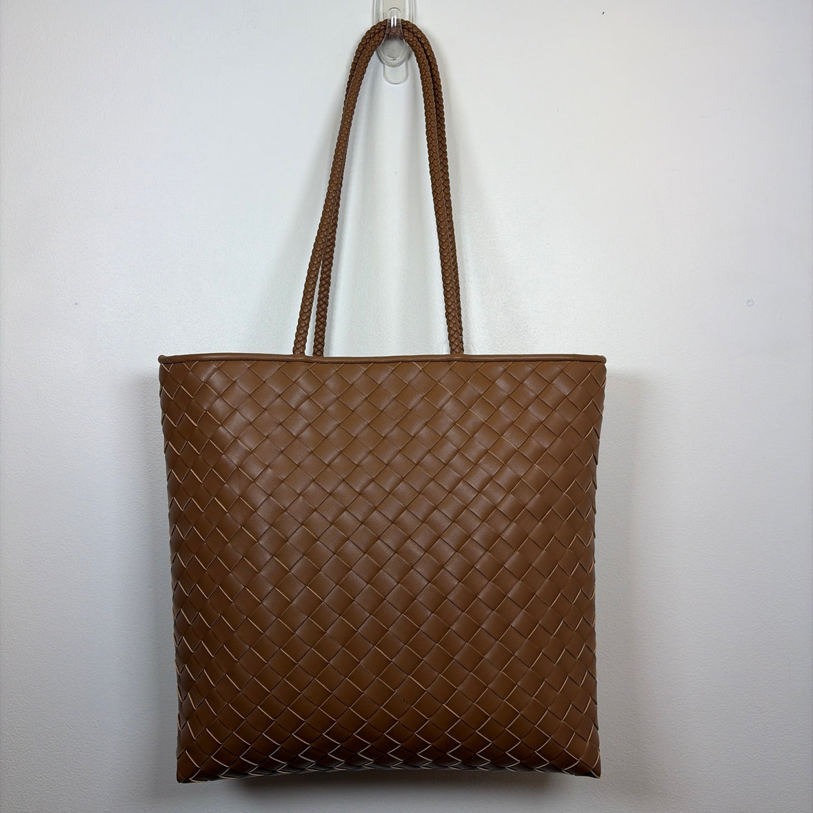 Pre-Owned Ann Taylor Brown Leather Handbag