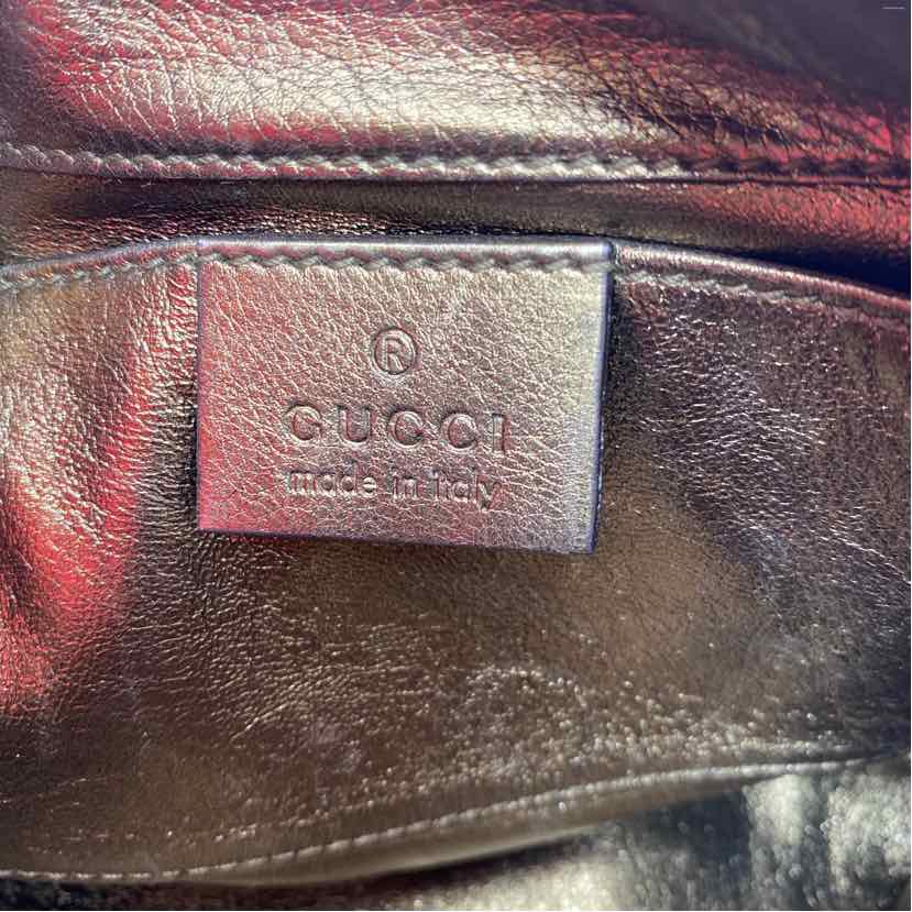 Pre-Owned Gucci Gunmetal Leather Designer Handbag