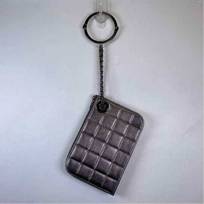 Pre-Owned Chanel Gunmetal Leather Designer Handbag