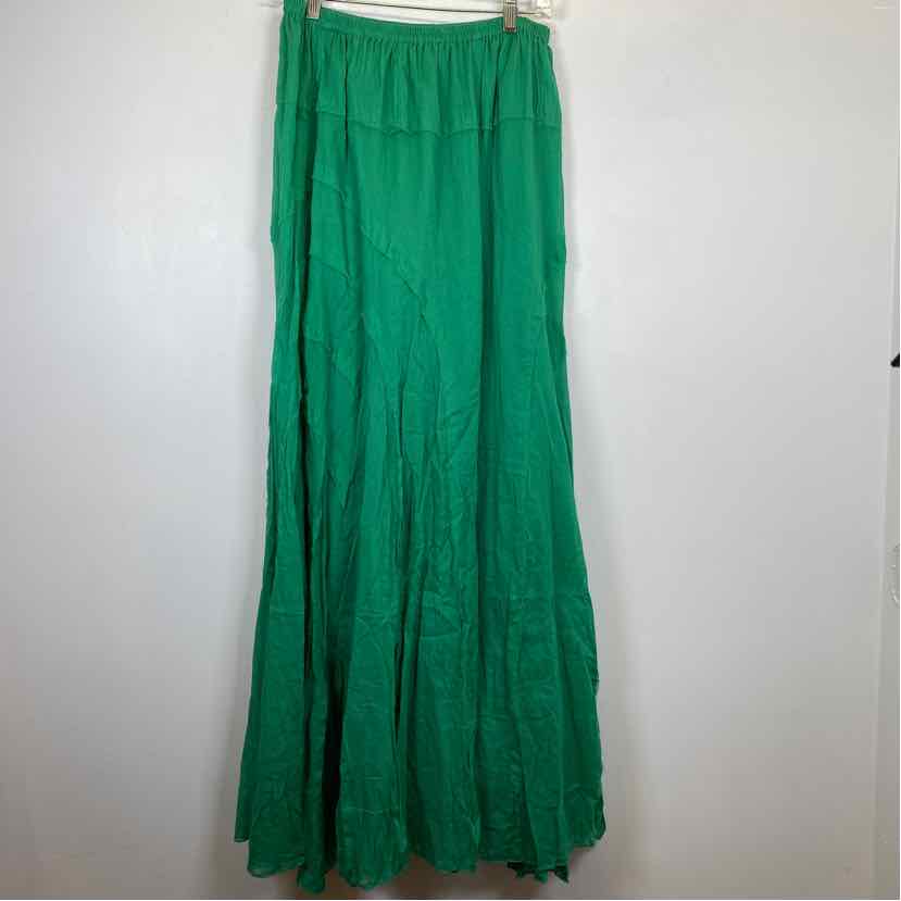 Pre-Owned Size One Size Karma Highway Green Pants