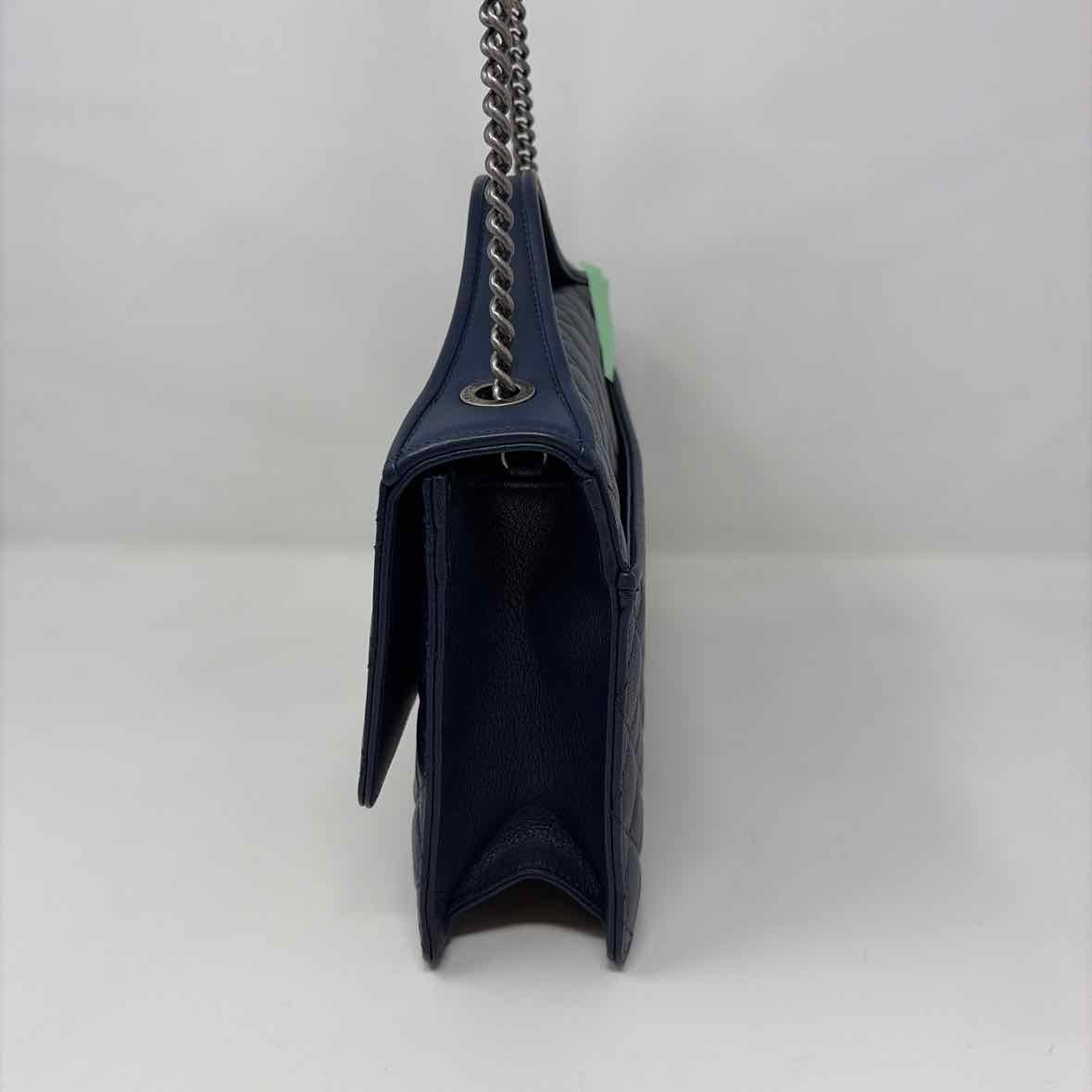 Pre-Owned Chanel Navy Leather Designer Handbag