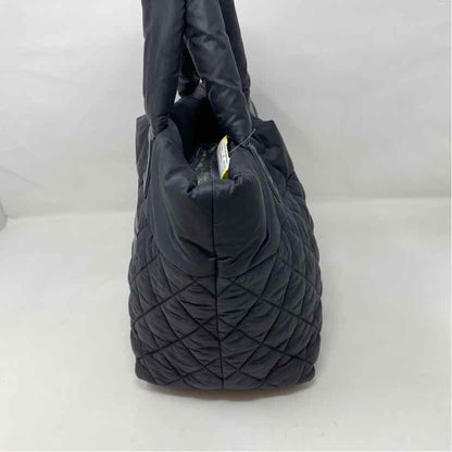 Pre-Owned Chanel Black Nylon Designer Handbag