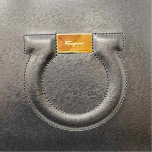 Pre-Owned Salvatore Ferragamo Black Leather Designer Handbag