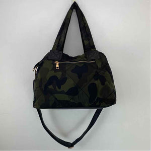 Pre-Owned Boutique Camo Nylon Handbag