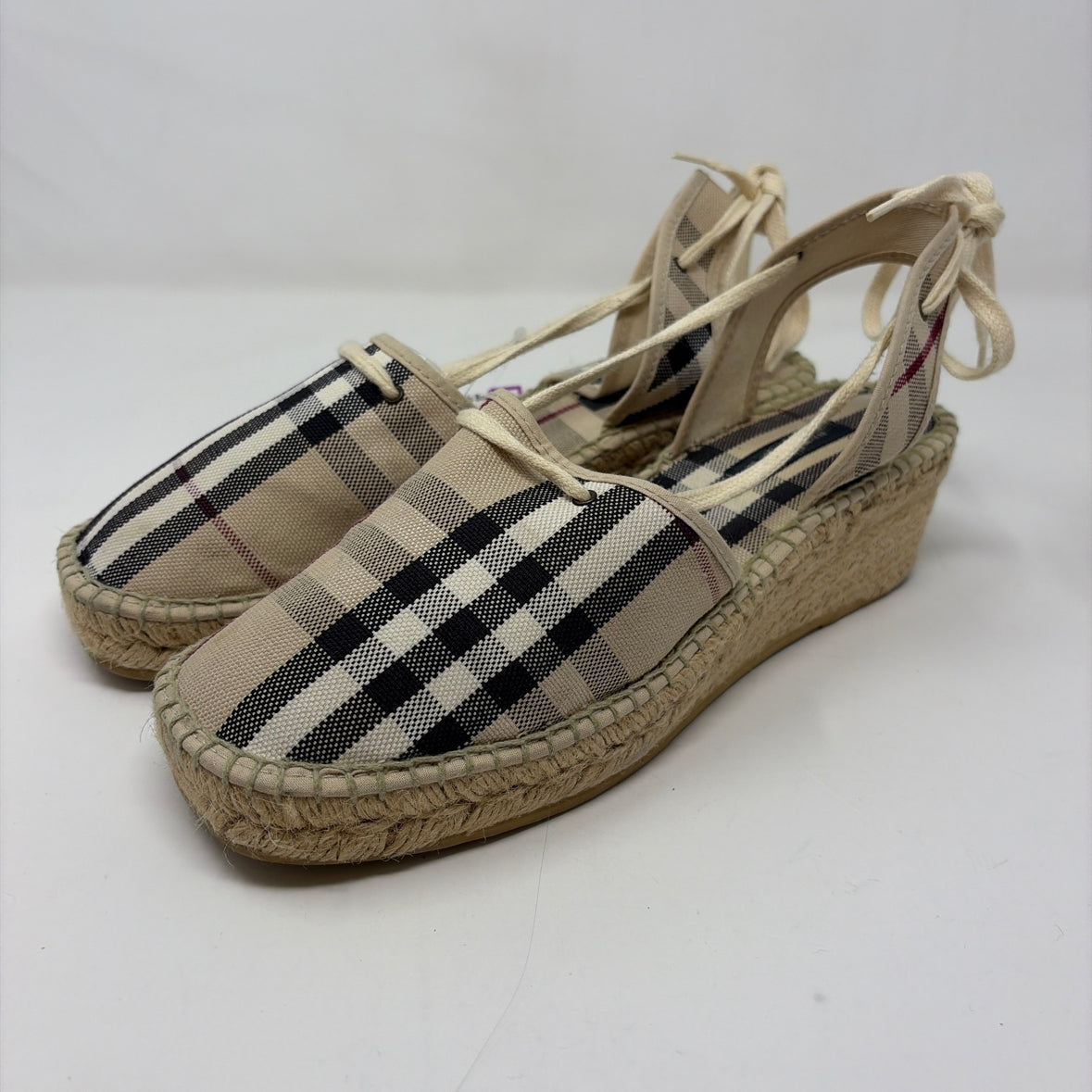Pre-Owned Burberry Red Multi Fabric Shoe Size 9.5 Designer Shoes