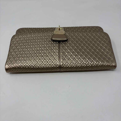 Pre-Owned Tod's Gold Leather Handbag