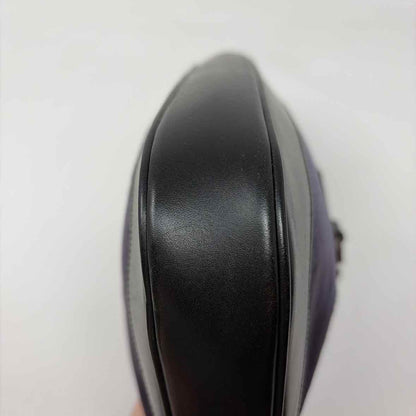 Pre-Owned Gucci Purple Velvet Designer Handbag