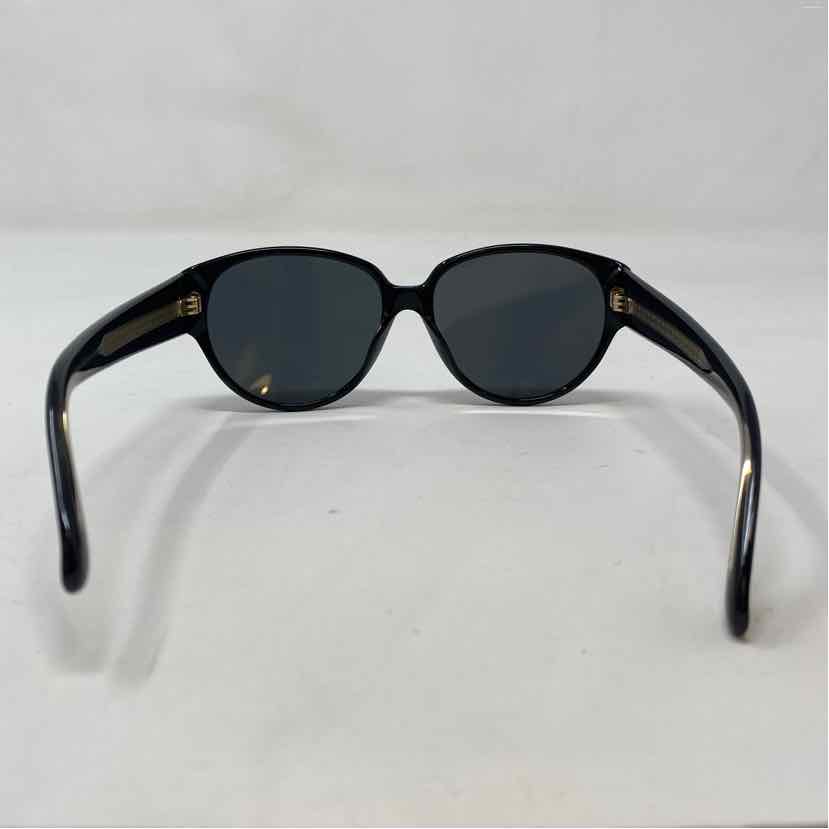 Pre-Owned Givenchy Black Plastic Designer Sunglasses