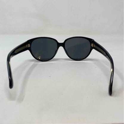 Pre-Owned Givenchy Black Plastic Designer Sunglasses