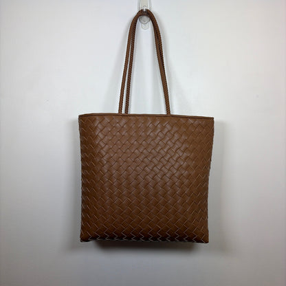 Pre-Owned Ann Taylor Brown Leather Handbag