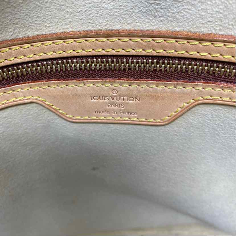 Pre-Owned Louis Vuitton Monogram Coated Canvas Designer Handbag