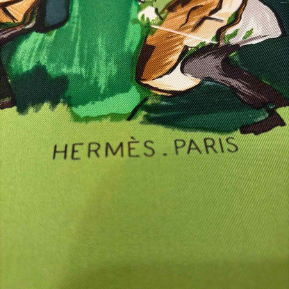 Pre-Owned Hermes Green Silk Designer Scarf
