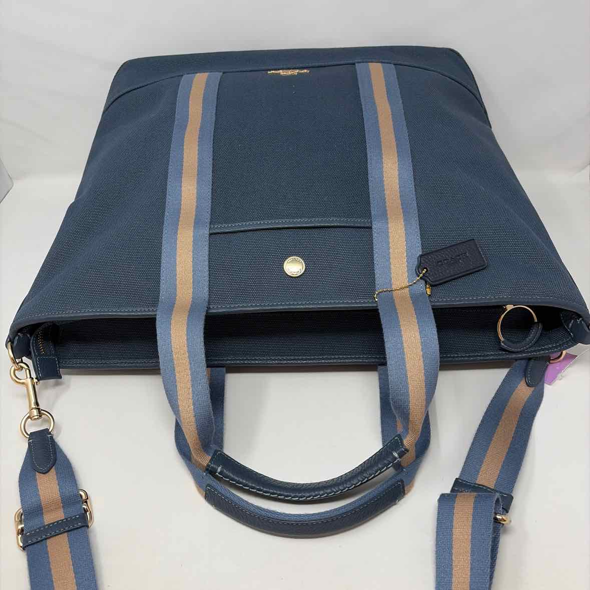 Pre-Owned Coach Teal Fabric Handbag