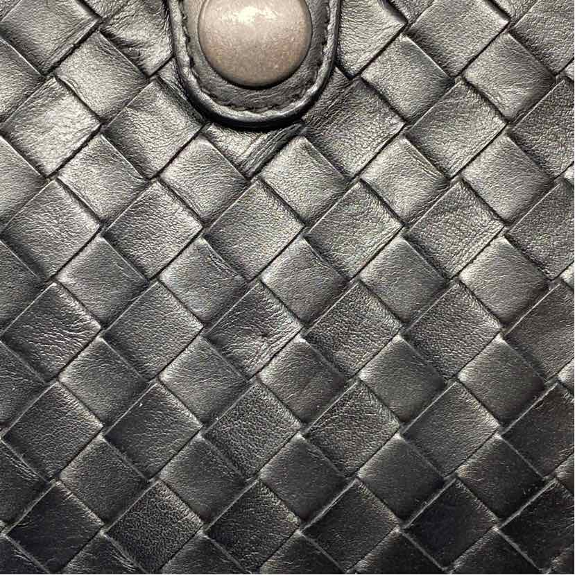 Pre-Owned Bottega Veneta Black Leather Designer Wallet
