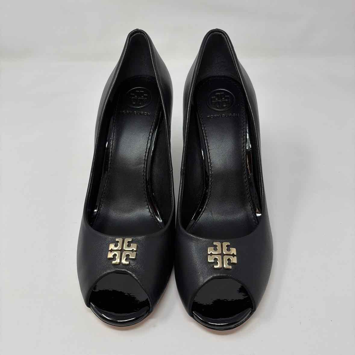 Pre-Owned Shoe Size 7 Tory Burch Black Wedge