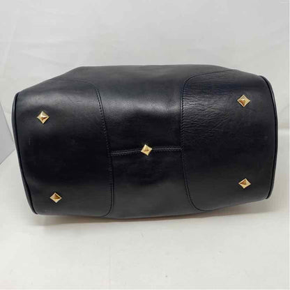 Pre-Owned St John Black Leather Handbag
