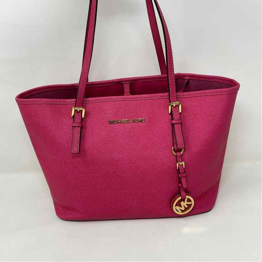 Pre-Owned Michael Kors Fuschia Leather Handbag