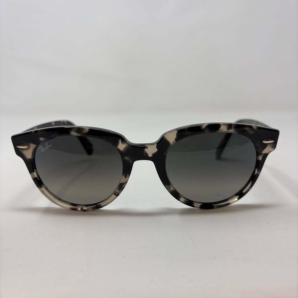 Pre-Owned Rayban Black/Grey Plastic Sunglasses