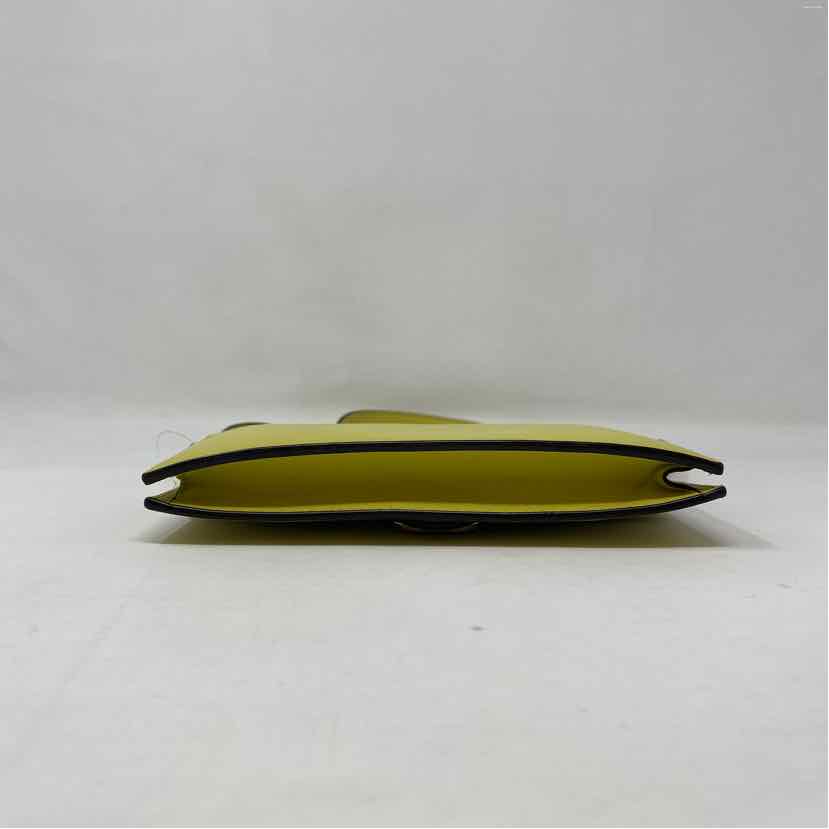 Pre-Owned Gucci Chartreuse Leather Designer Handbag