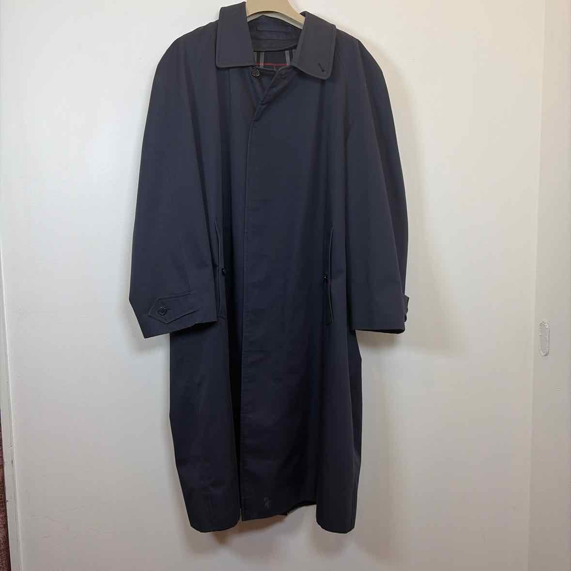 Pre-Owned Size 4/S Burberrys Navy Designer Clothes