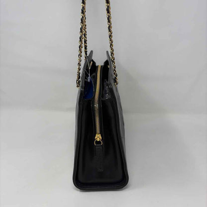 Pre-Owned Chanel Black Leather Designer Handbag