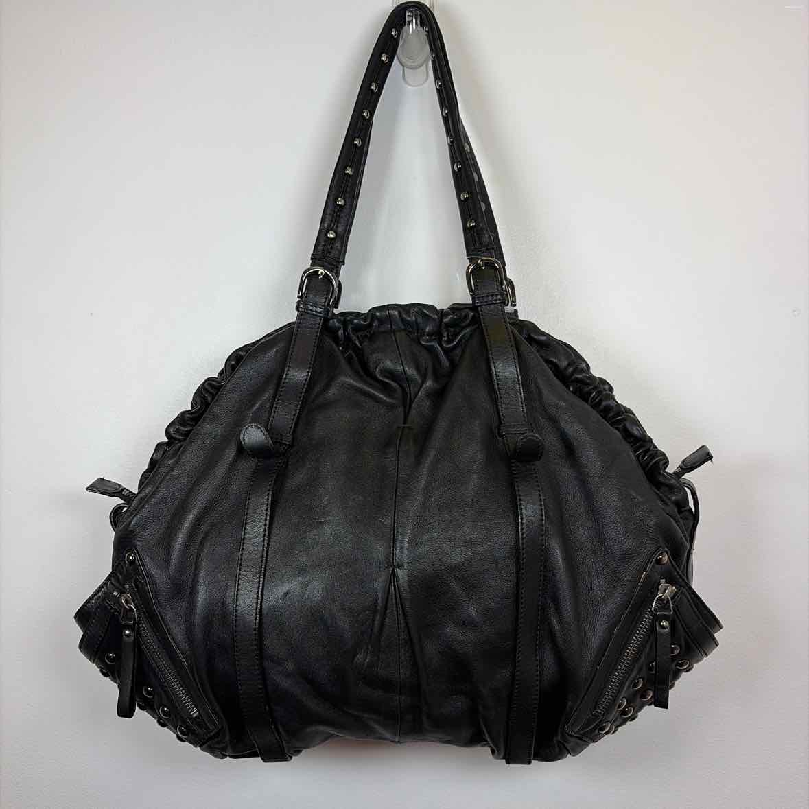 Pre-Owned Hype Black Leather Handbag