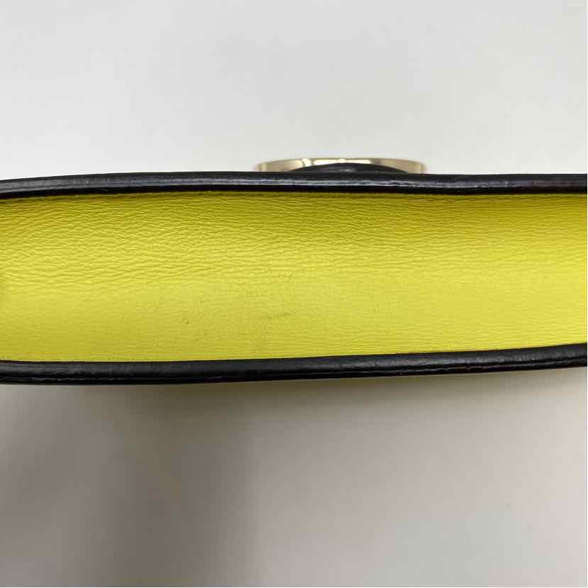 Pre-Owned Gucci Chartreuse Leather Designer Handbag