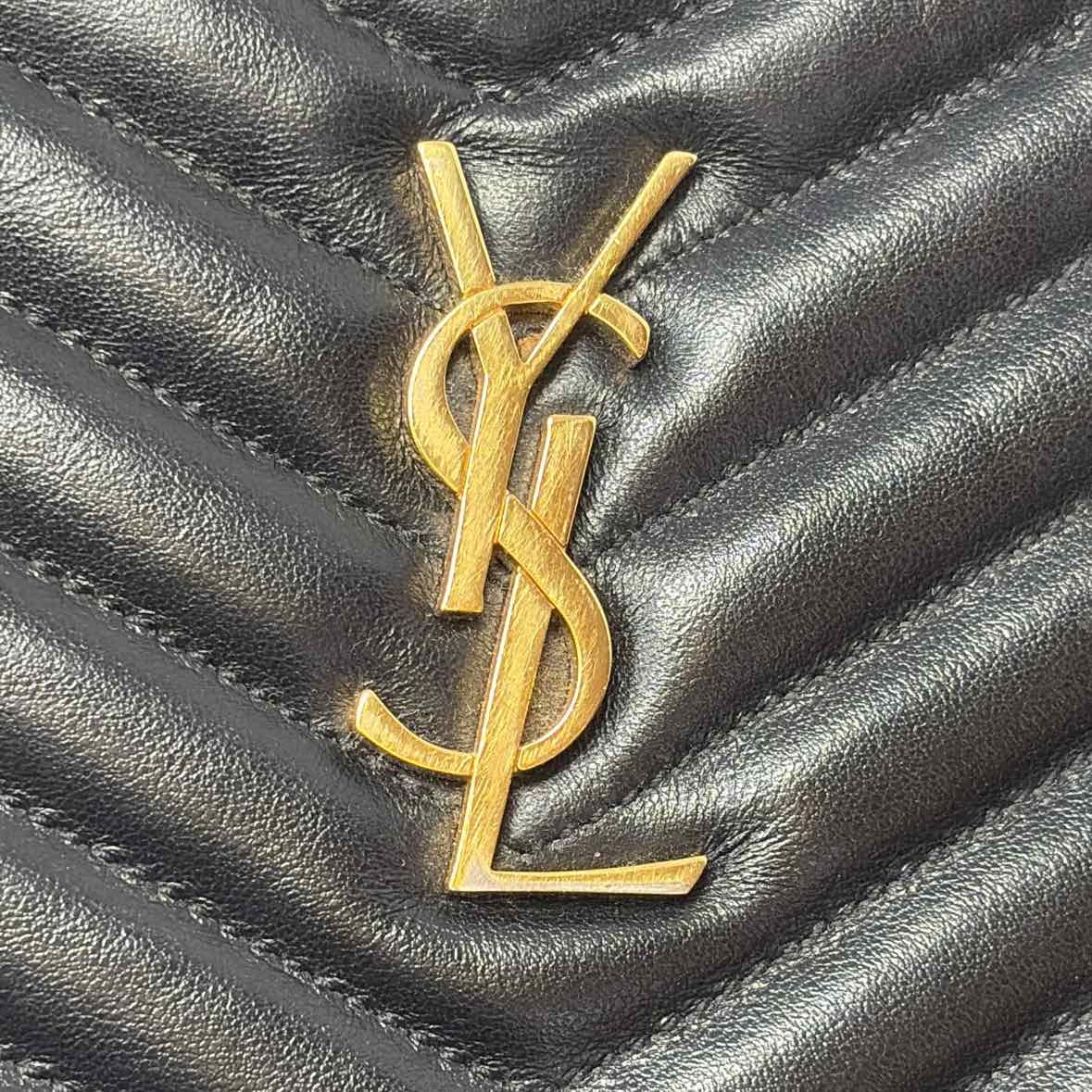 Pre-Owned Saint Laurent Black Leather Designer Handbag