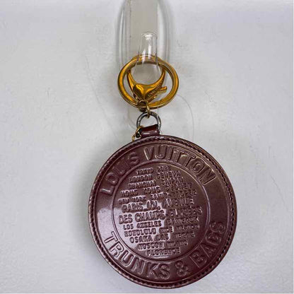 Pre-Owned Louis Vuitton Burgundy Patent Designer Jewelry