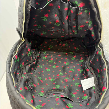Pre-Owned Betsey Johnson Black Nylon Handbag