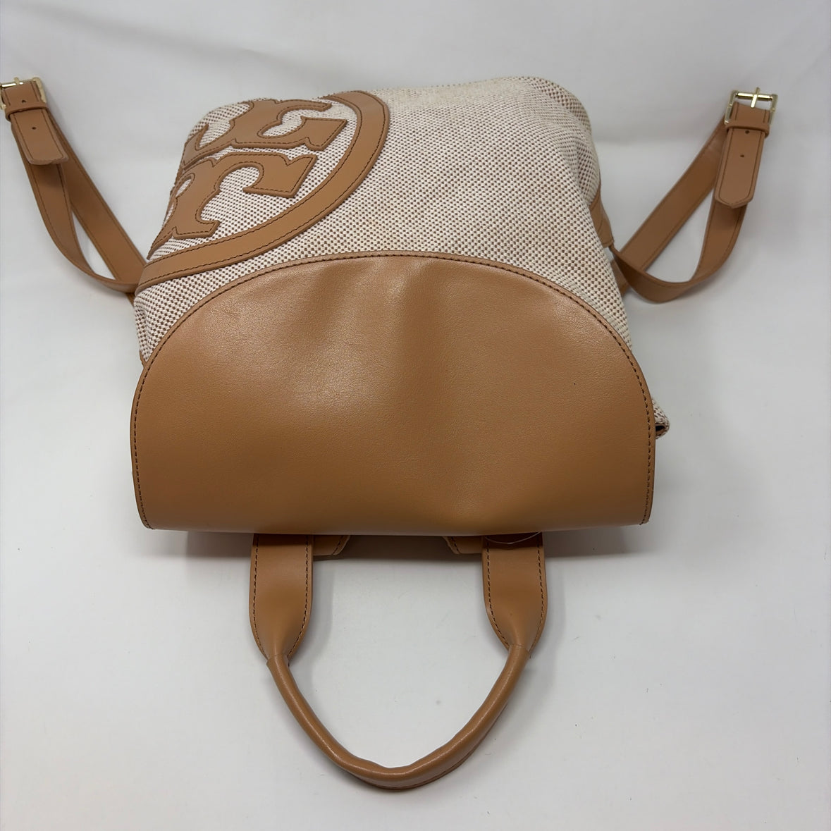 Pre-Owned Tory Burch Tan Canvas Handbag