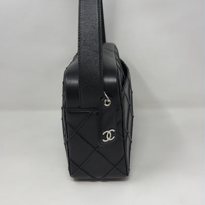 Pre-Owned Chanel Black Leather Designer Handbag