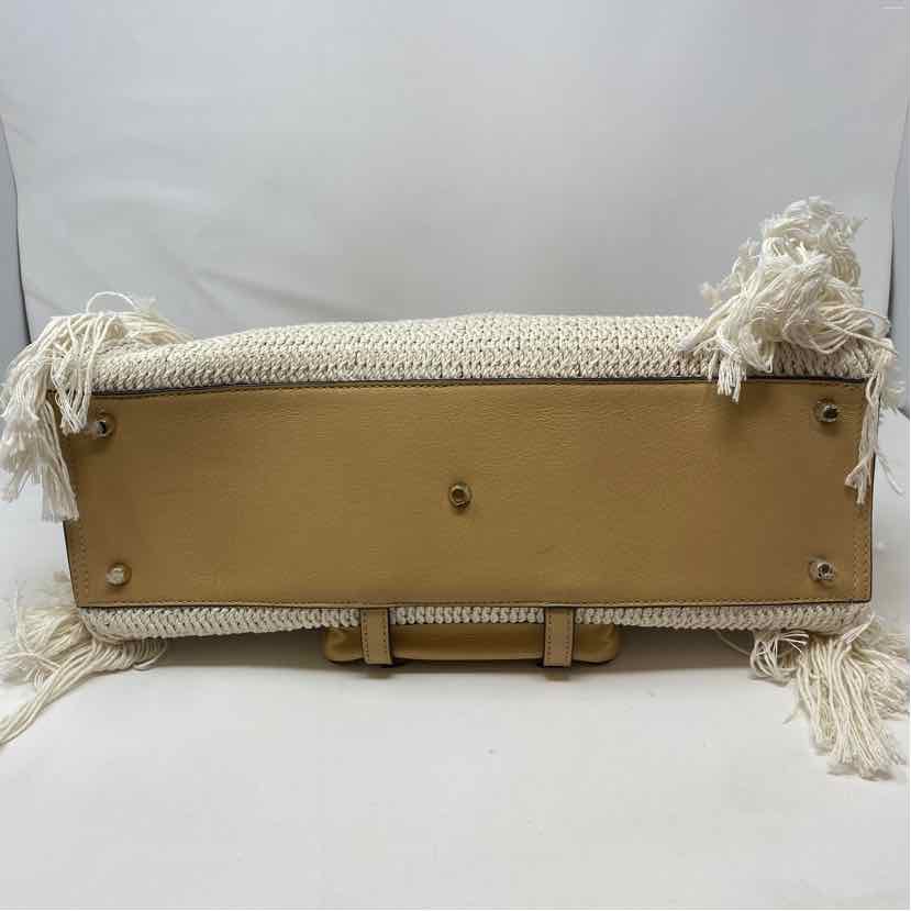Pre-Owned Chloe Beige Knit Designer Handbag