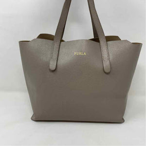 Pre-Owned Furla Taupe Leather Handbag