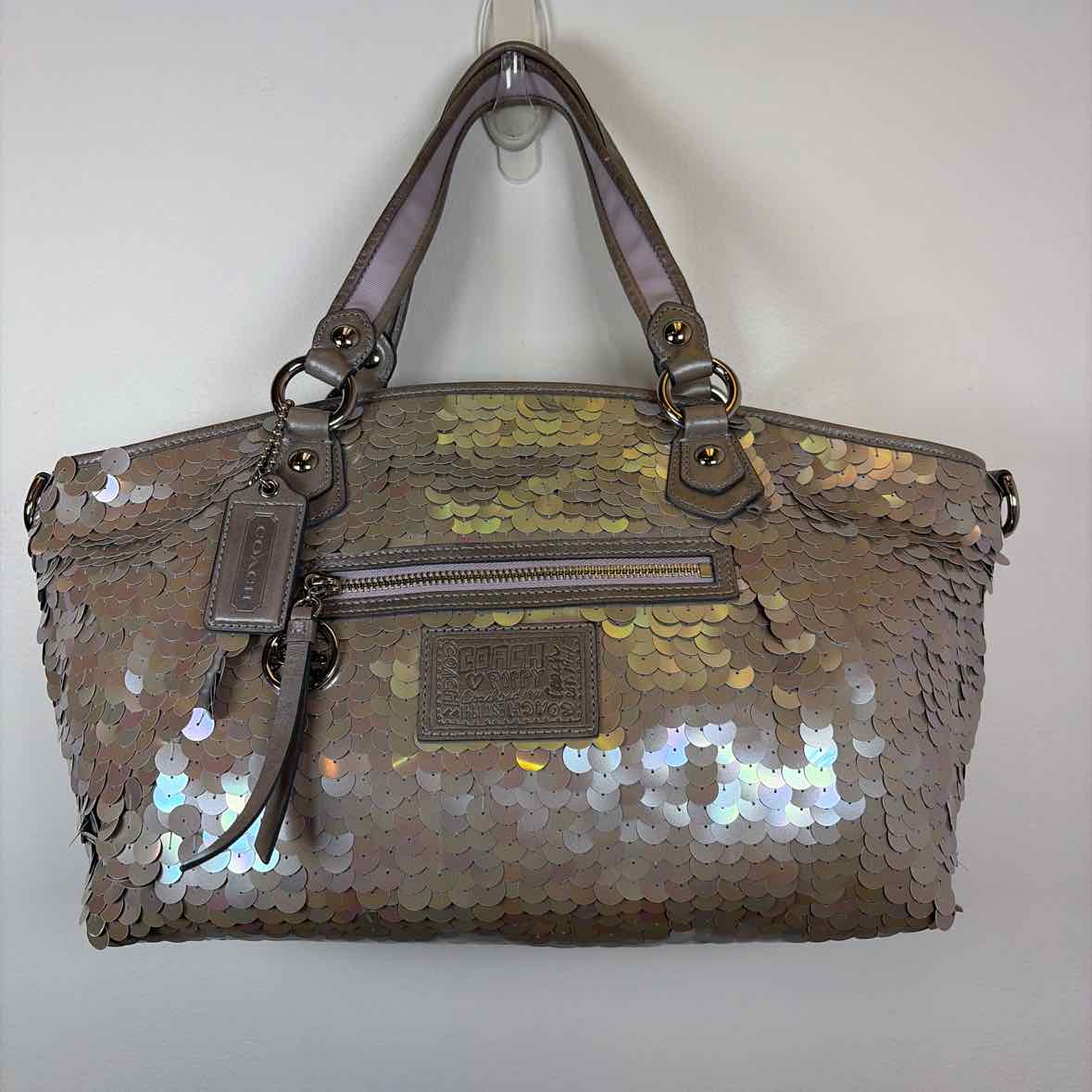 Pre-Owned Coach Silver Sequined Handbag